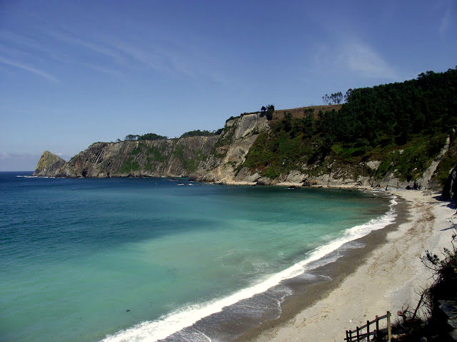 Visitar Cudillero - Playa Oleiros