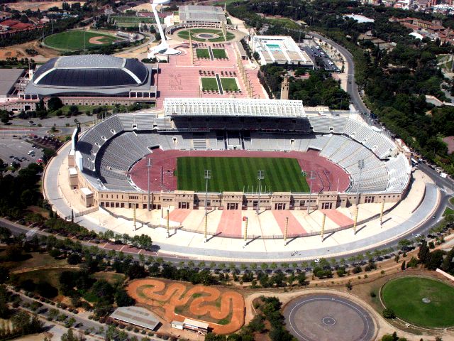 Paseo por Montjuic - Anillo Olimpico de Barcelona