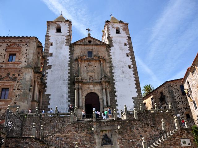 visitar Caceres en dos días - Iglesia San Francisco Javier