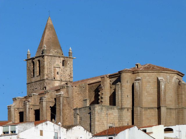 Caceres - Iglesia de Santiago