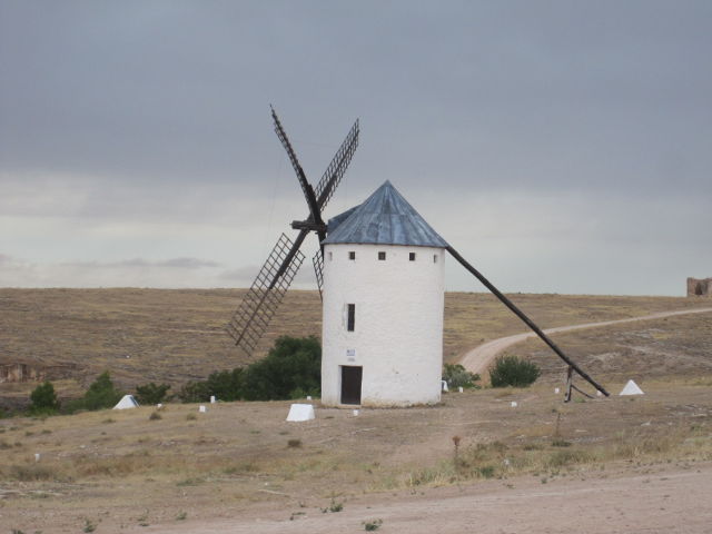 campo-de-criptana-sierra-de-los-molinos