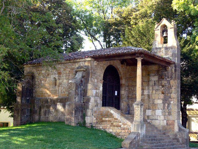 Cangas de Onis - Iglesia de Santa Cruz