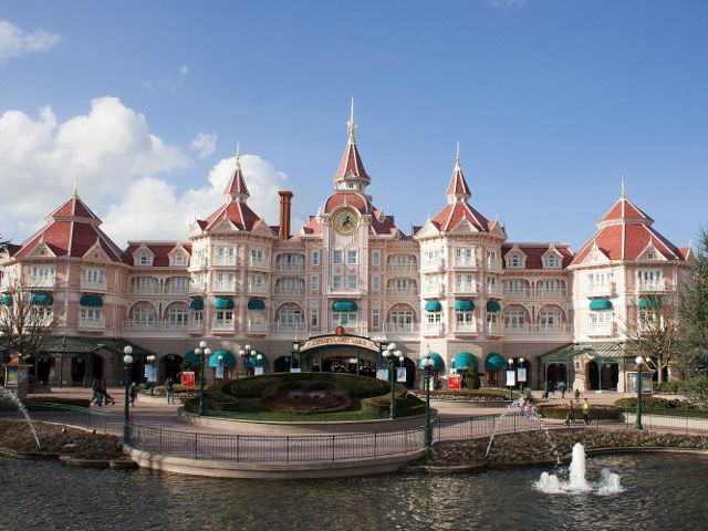 Disneyland Paris - Hotel Disneyland