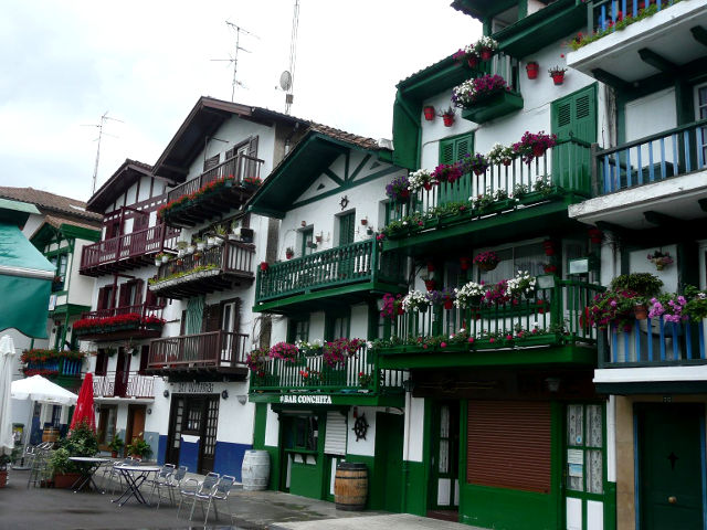 Que hacer en hondarribia -la-marina