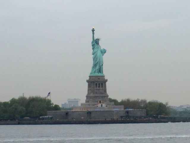 Nueva York - Estatua de la Libertad desde ferry