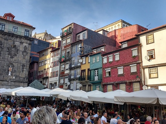 Oporto - Plaza Ribeira