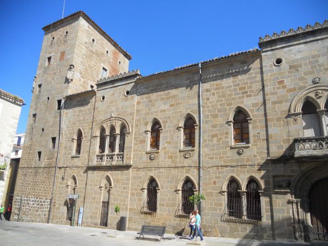 Conocer Plasencia - Casa de las Dos Torres