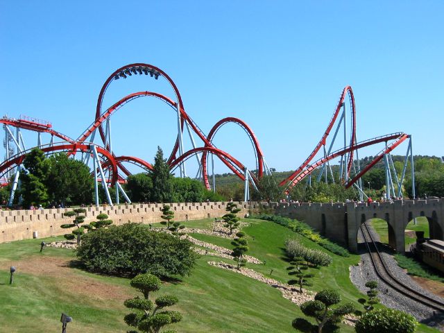 Port Aventura - Dragon Khan