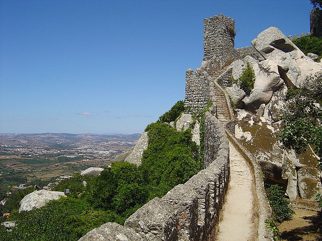 portugal-sintra-castelo-dos-mouros