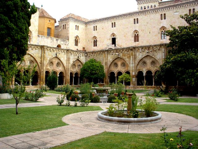 Visitar Tarragona en un dia - Catedral - Claustro